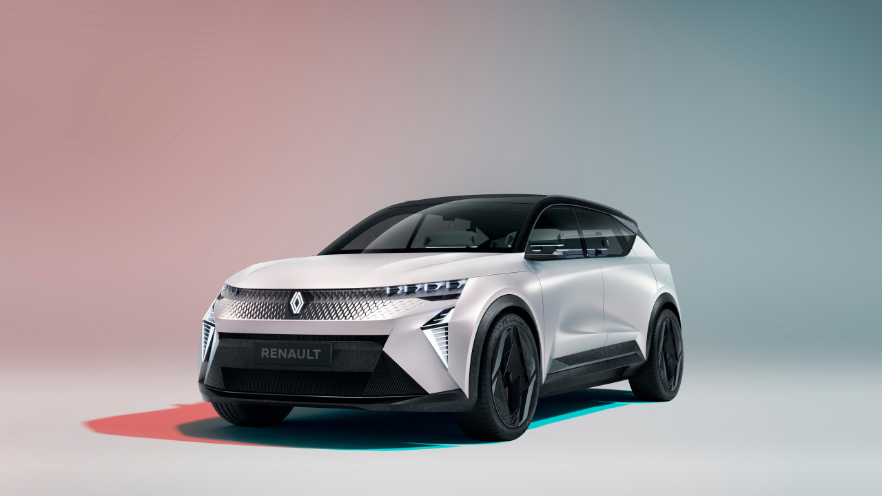 Автомобиль Renault Scénic Vision 2022 на презентации