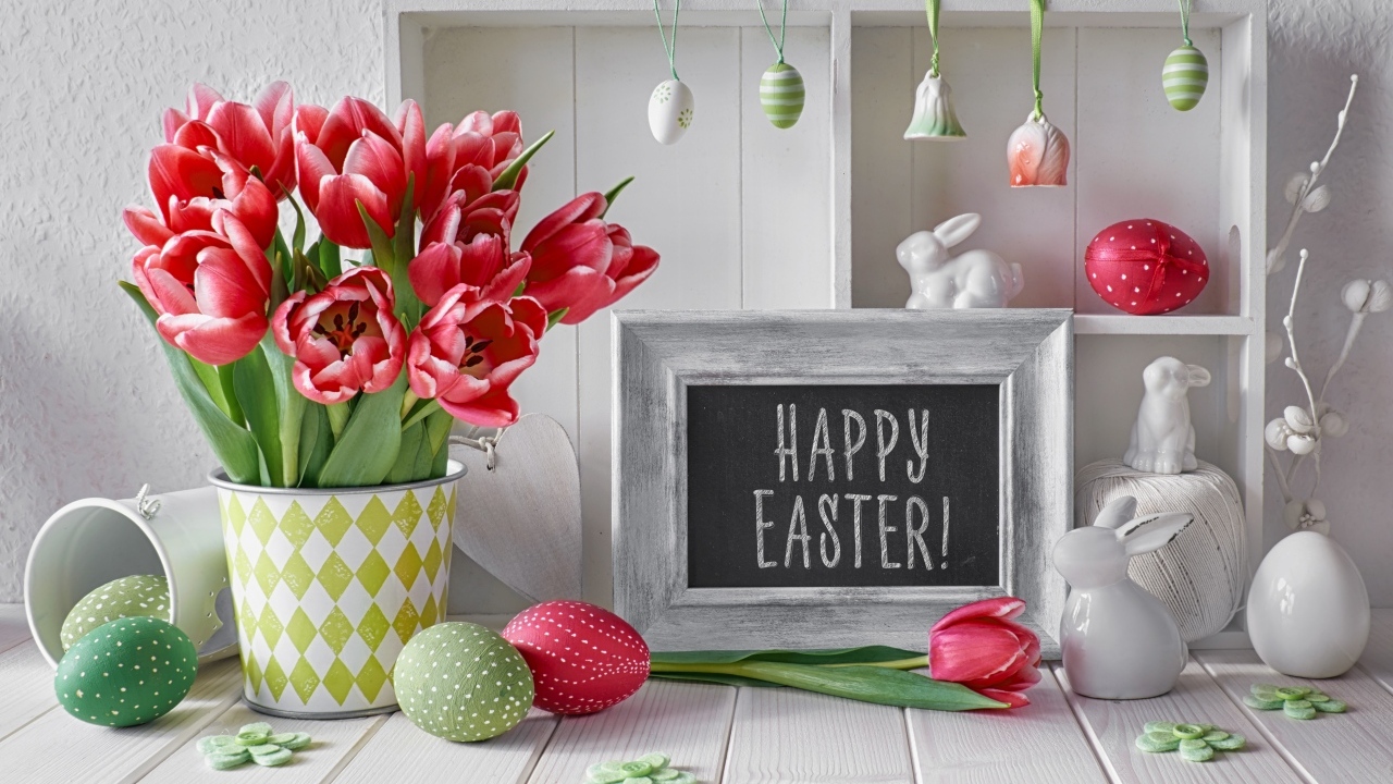 Яйца, цветы и картинка на Пасху