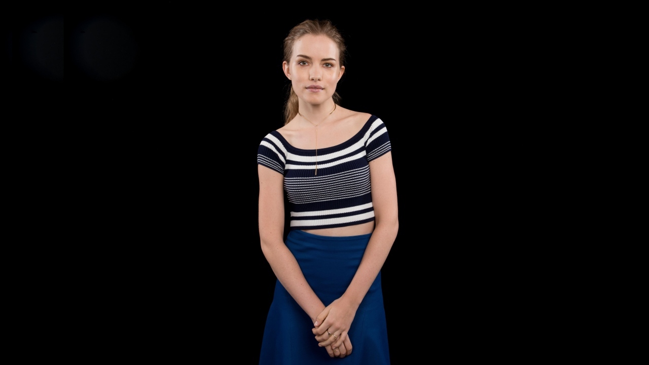 Актриса Уилла Фицджералд на черном фоне