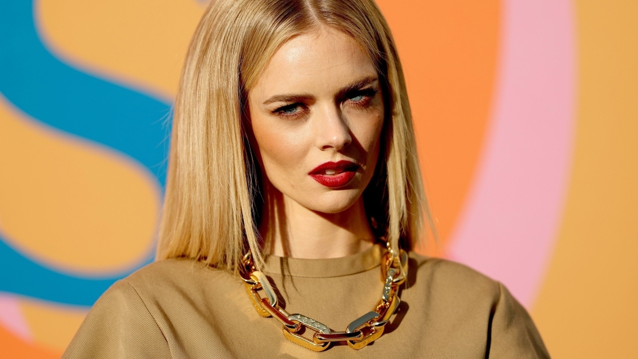 Австралийская актриса Самара Уивинг