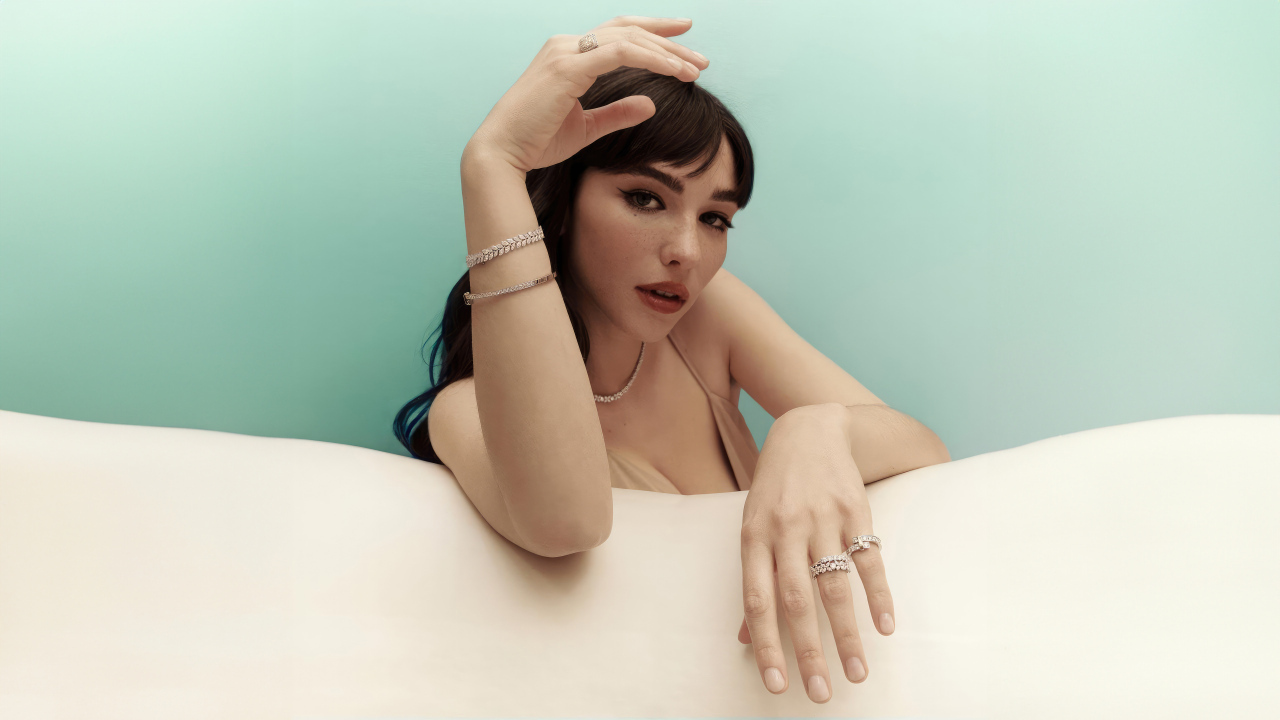 Красивая молодая итальянская актриса Матильда де Анджелис