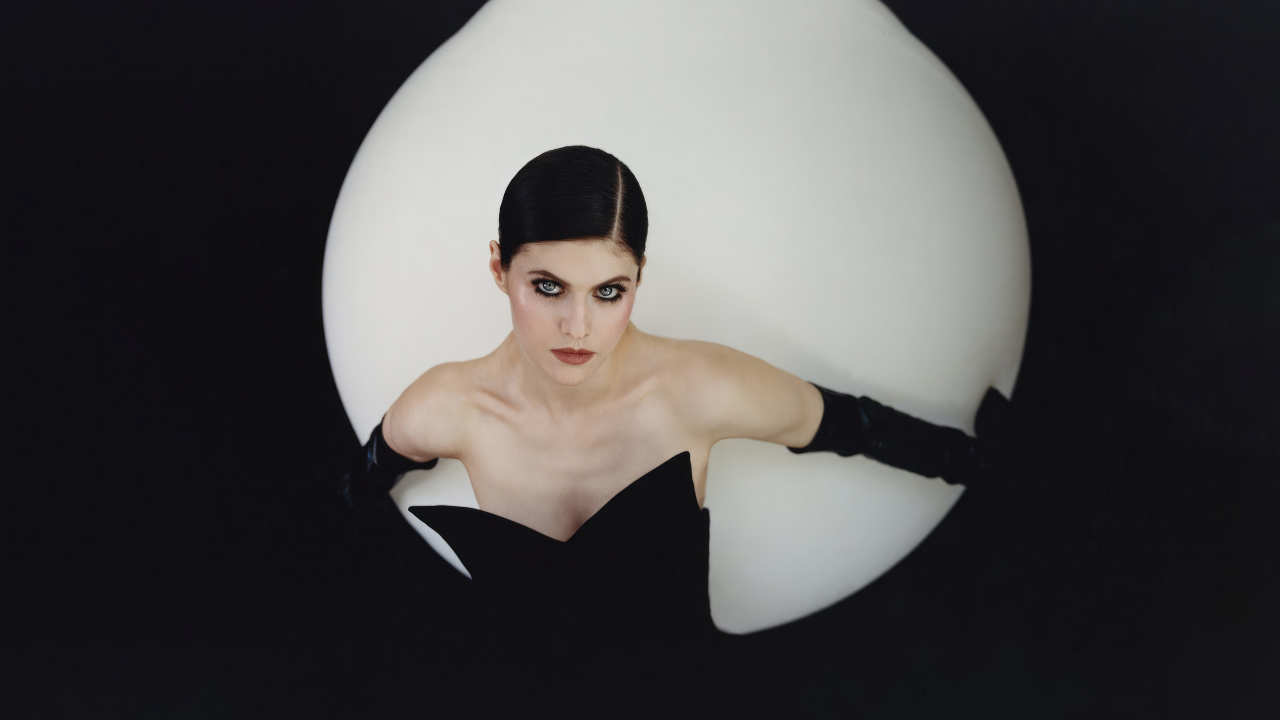 Эффектная американская актриса Александра Даддарио