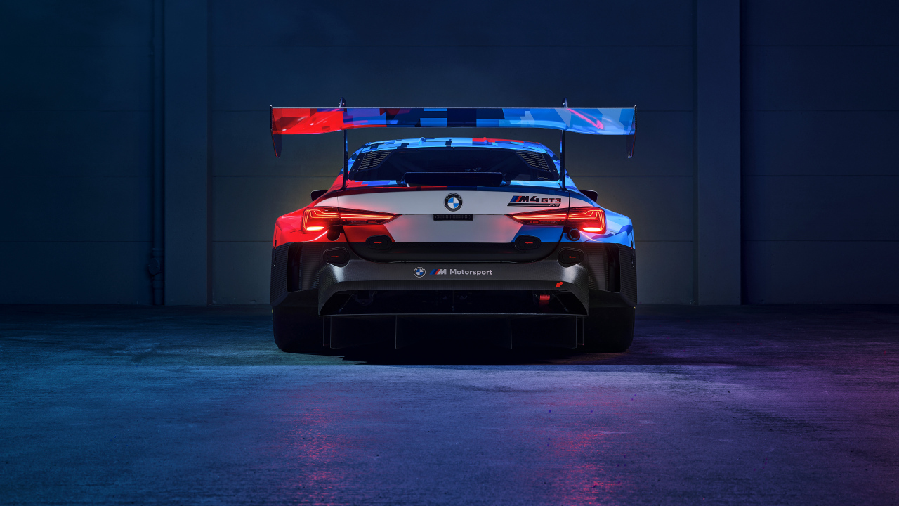 Спойлер на автомобиле BMW M4 GT4 EVO