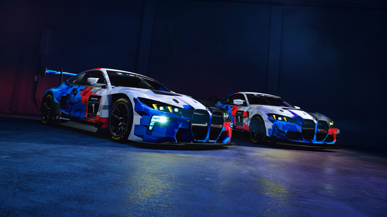 Два автомобиля  BMW M4 GT3 EVO & BMW M4 GT4 EVO 2024 года