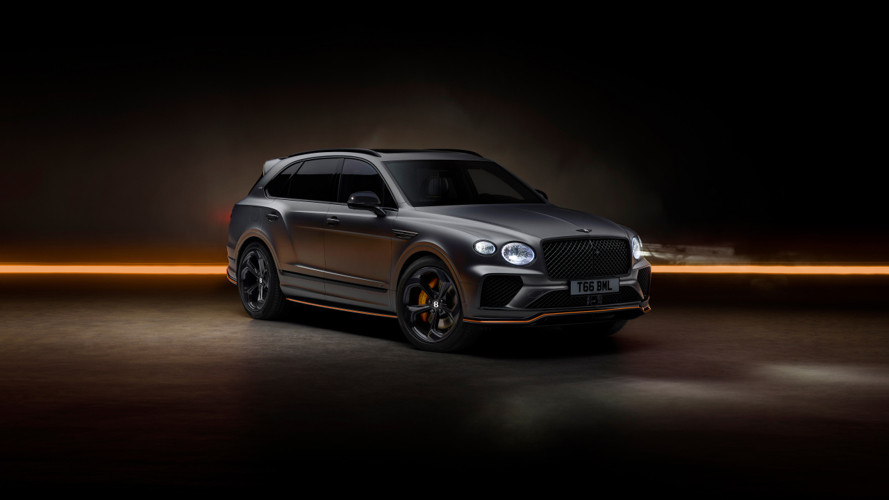 Автомобиль  Bentley Bentayga S Black Edition 2024  года