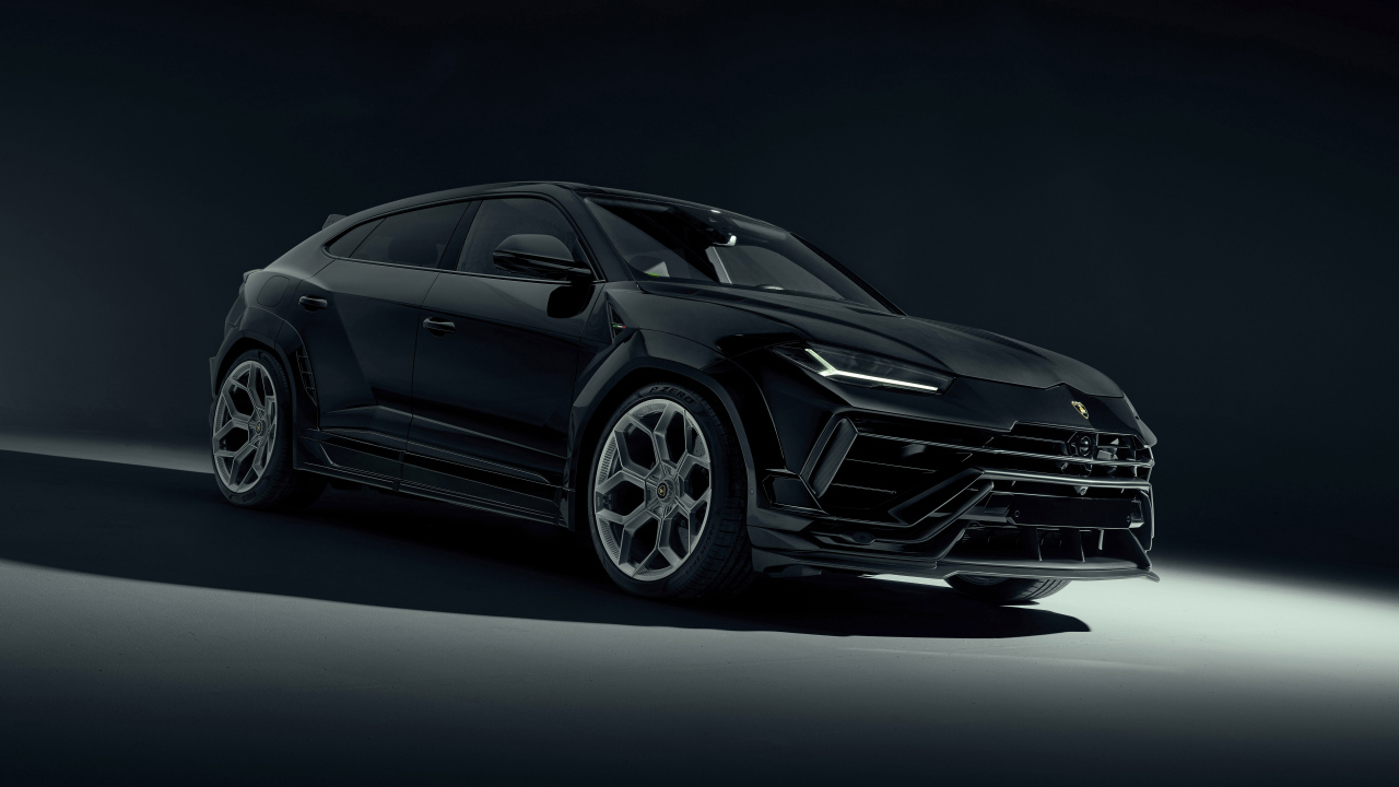 Черный стильный внедорожник Lamborghini Urus