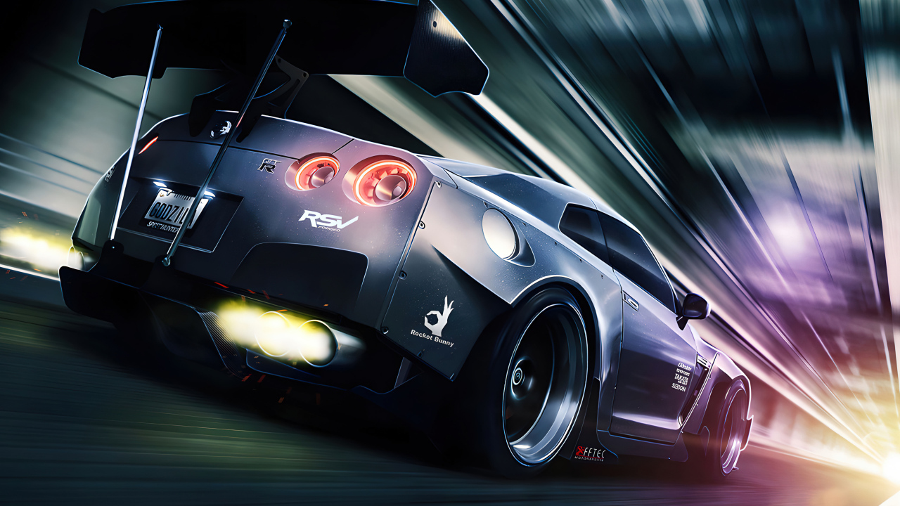 Вид сзади на автомобиль Nissan GTR R35