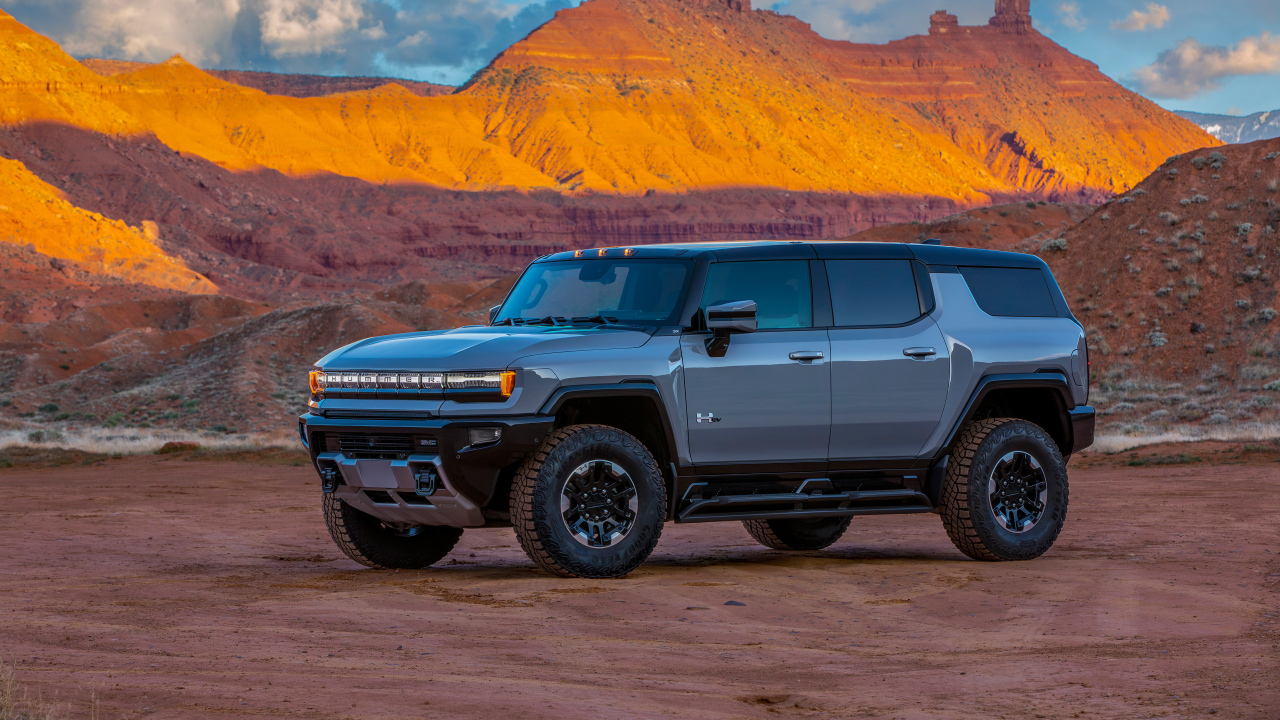 Внедорожник GMC Hummer EV 2024 года