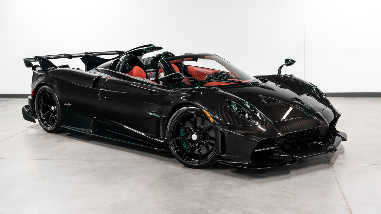 Черный спорткар Pagani Imola Roadster 2024 года