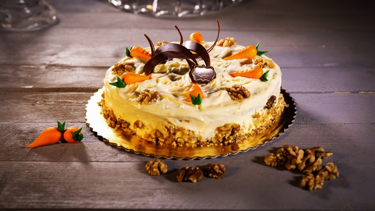 Аппетитный морковный торт с грецкими орехами