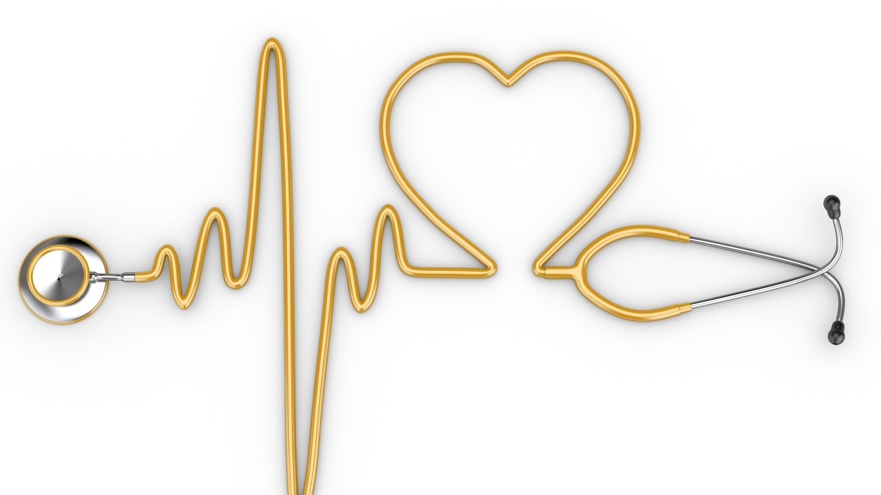 Кардиограмма со стетоскопа на белом фоне