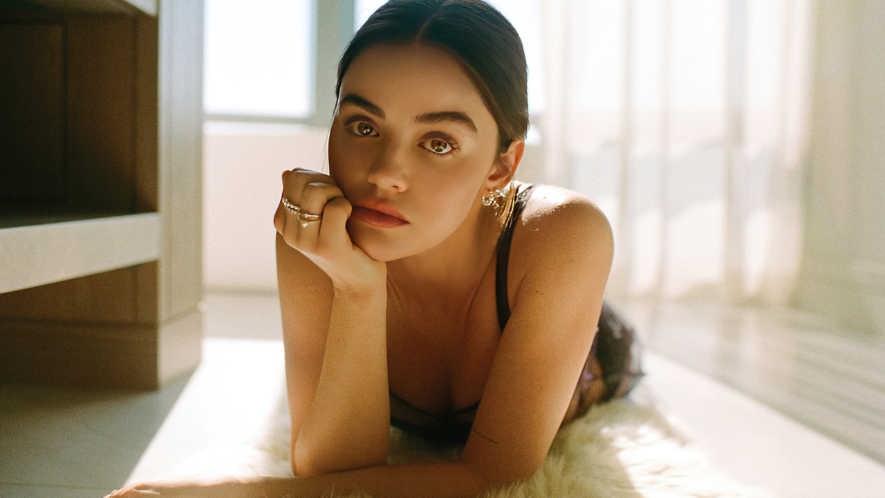 Грустный взгляд актрисы Люси Хейл