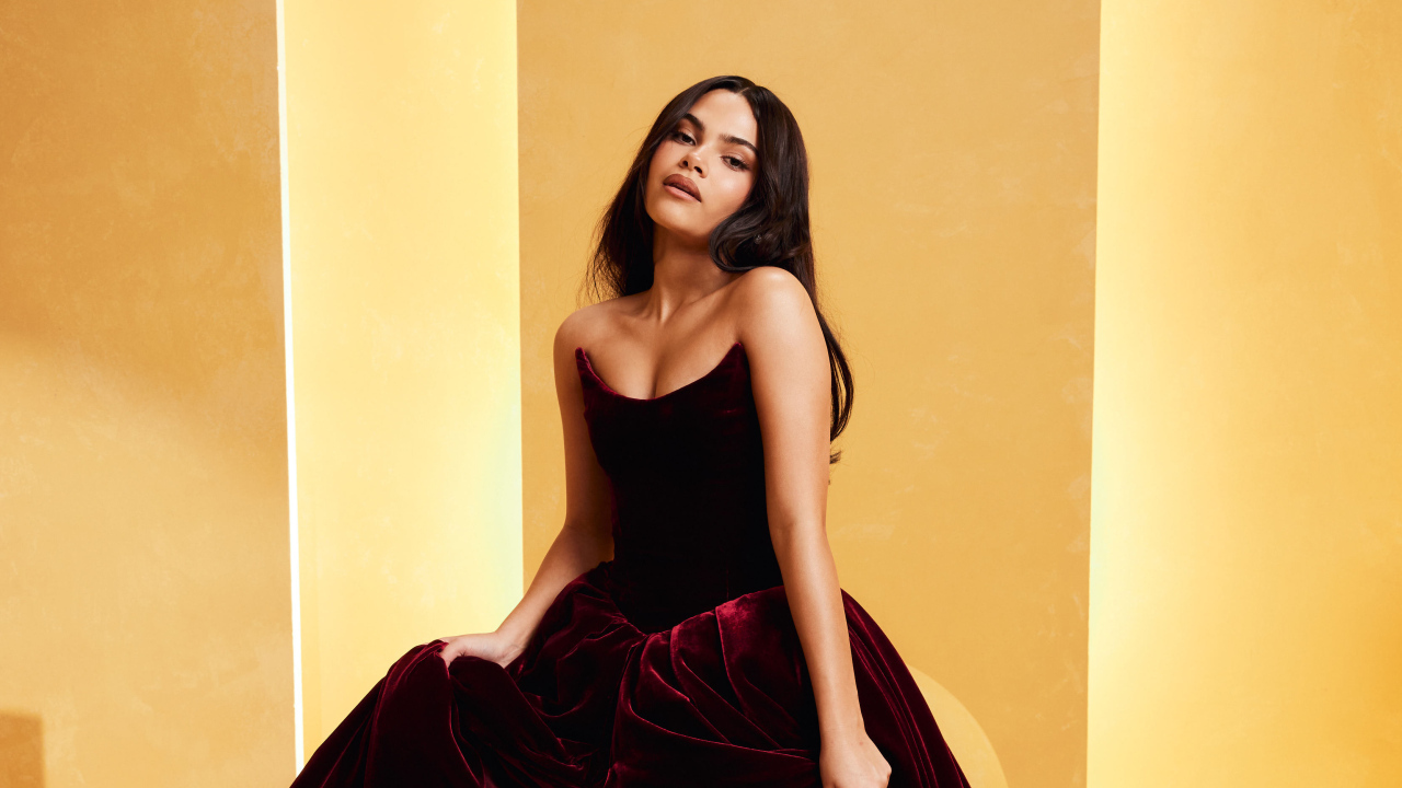 Молодая американская актриса Ариана Гринблатт