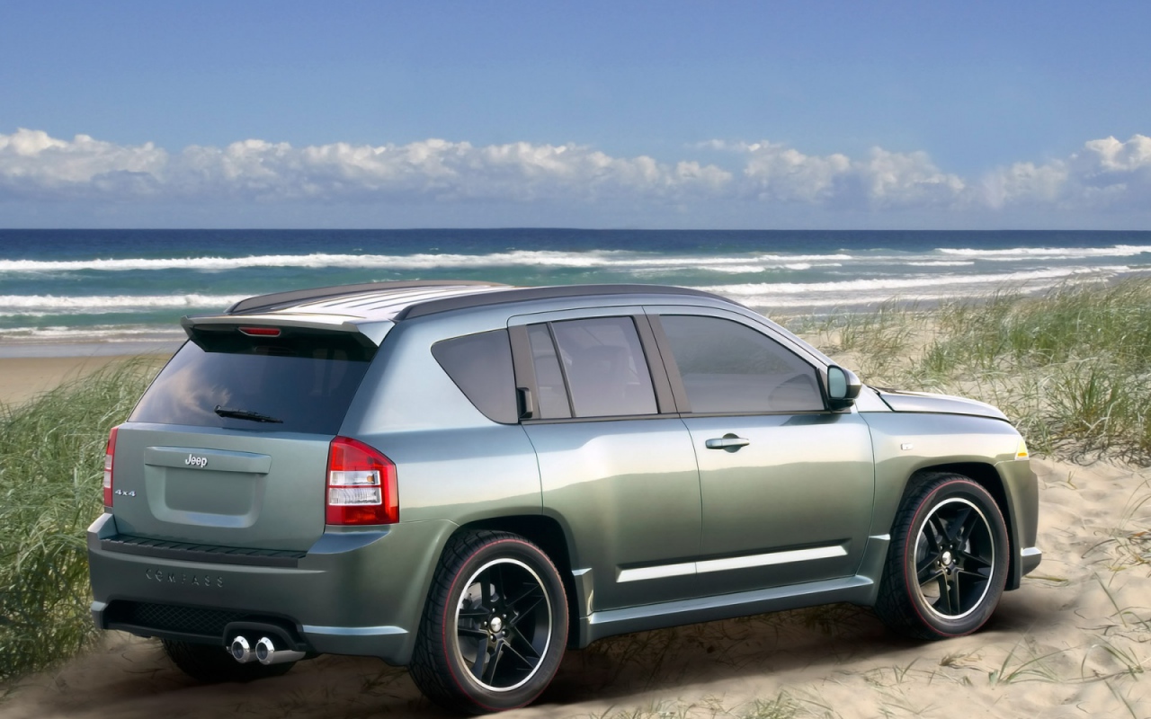 Jeep Compass у моря