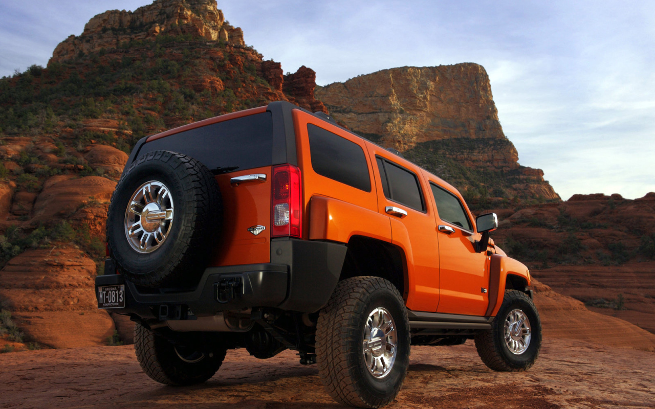 Крутой автомобиль Hummer
