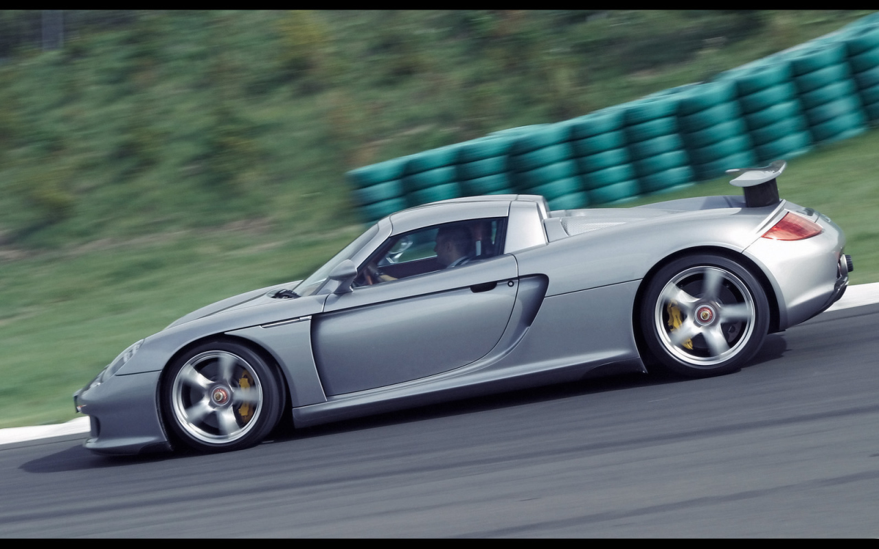Спортивный Porsche Carrera GT