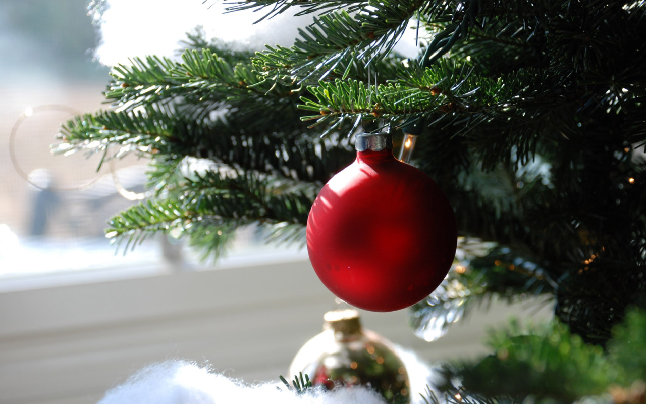 Красный шарик / Рождество