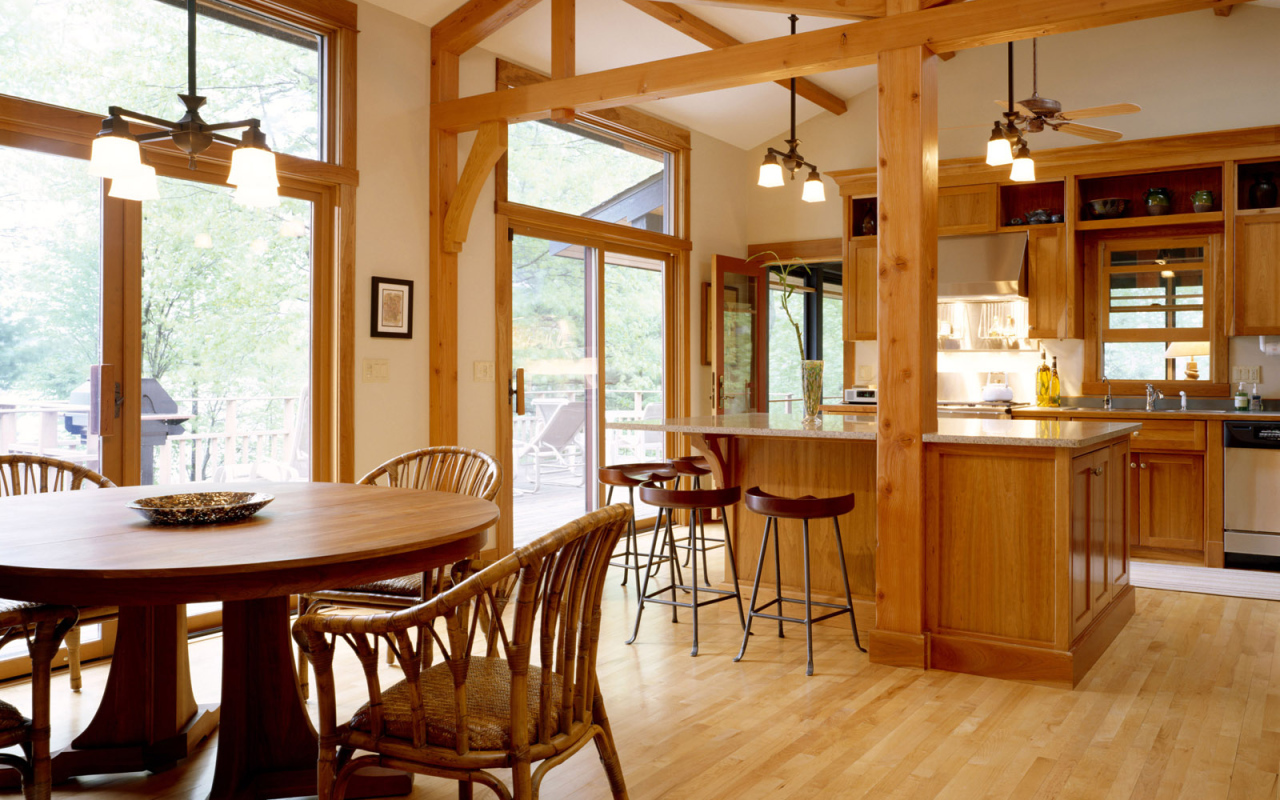 Столовая с выходом на террасу