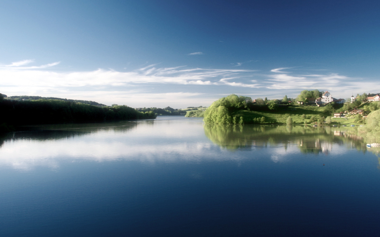 Озеро Gruyere, Швейцарии