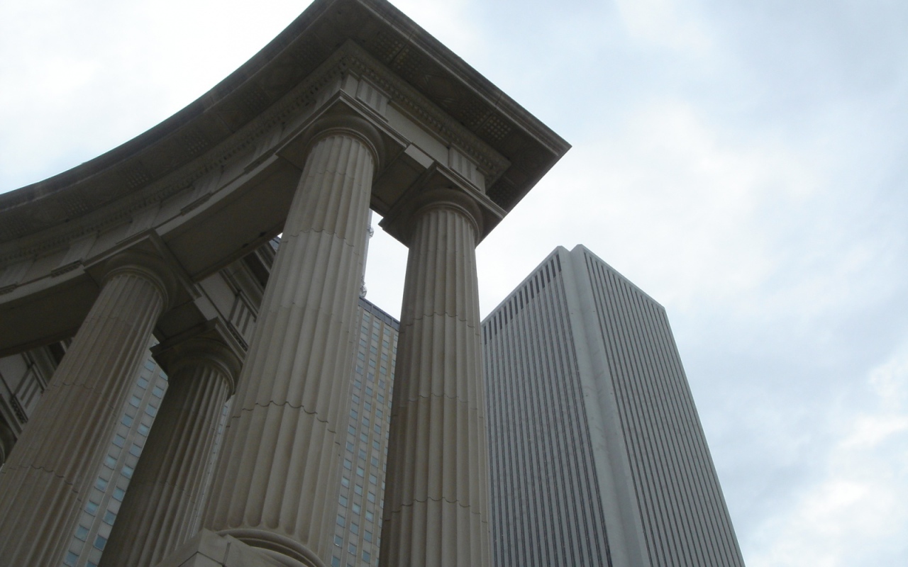 Памятники, США