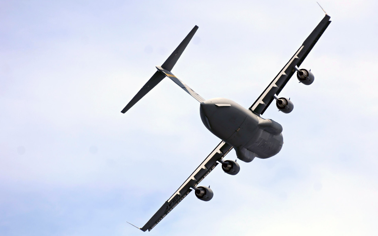 Военная авиация / разворот