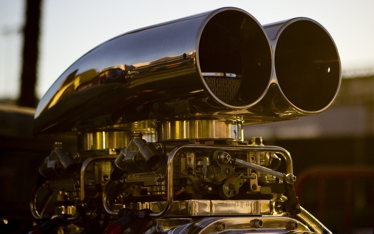 Отражение в металле