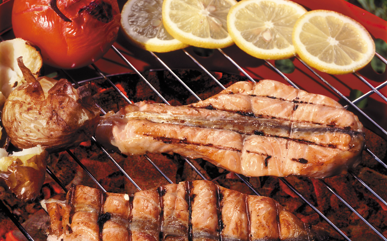 Жареное мясо с лимоном