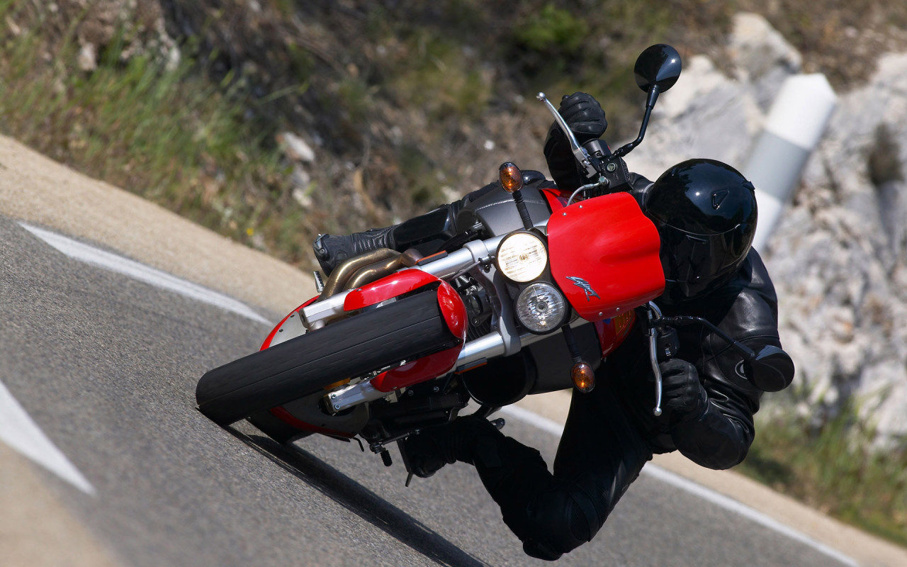 Крутой поворот