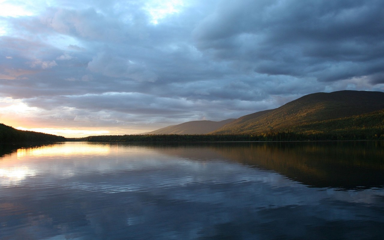 Закат на горизонте