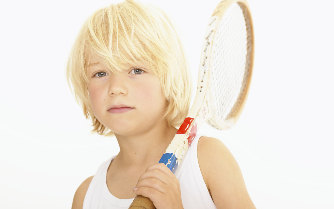 Красивый мальчик