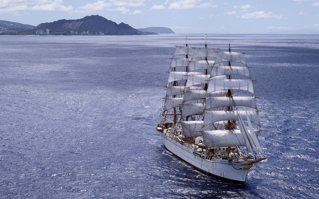 Великолепное парусное судно