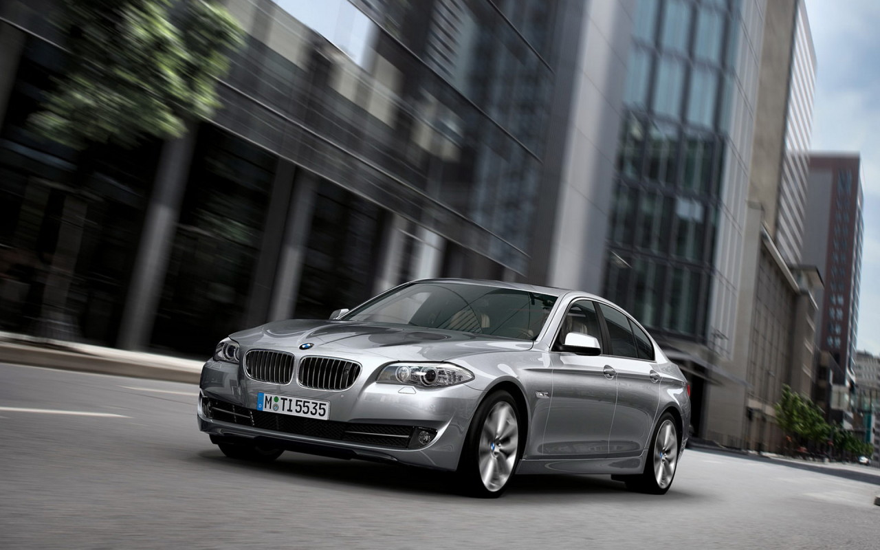 Новый БМВ 5 серии