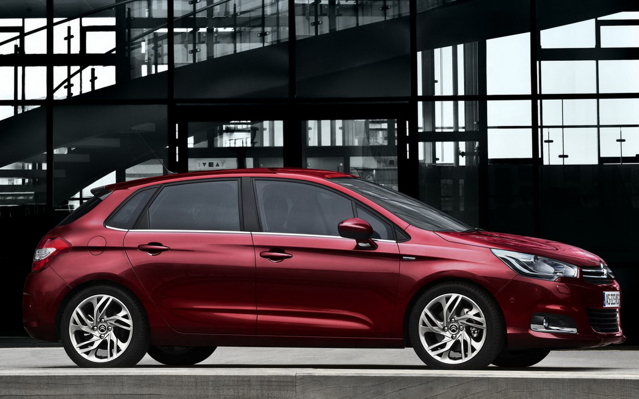 Стильный Ситроен С4