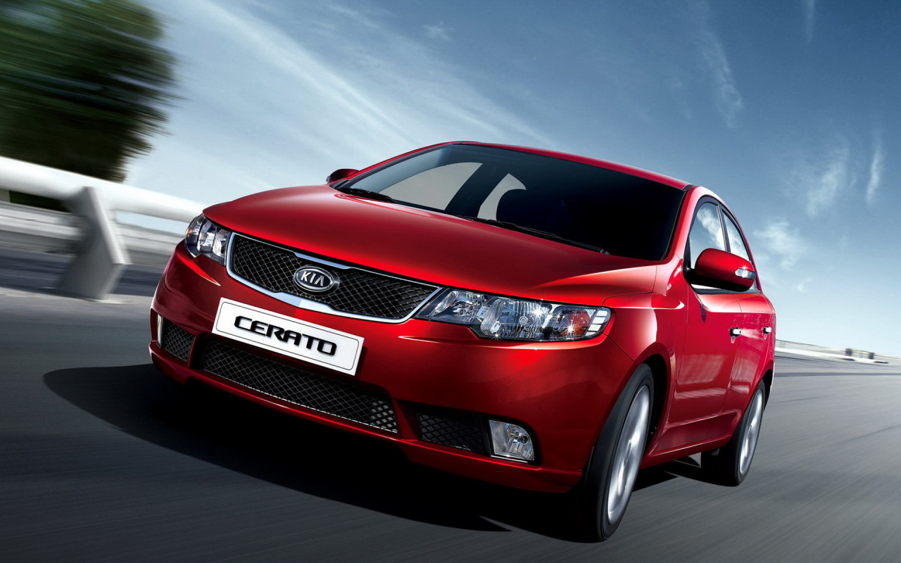 Киа Серато на трассе