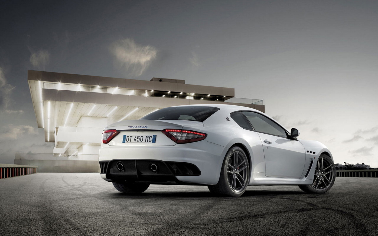 Мазерати Грантуризмо