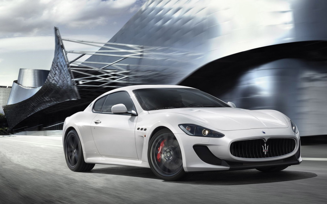 Мазерати ГранТуризмо MC 2012