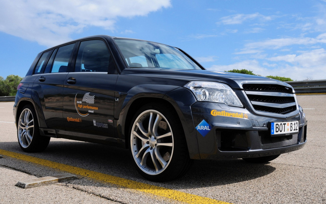 Brabus Mercedes-Benz GLK V12