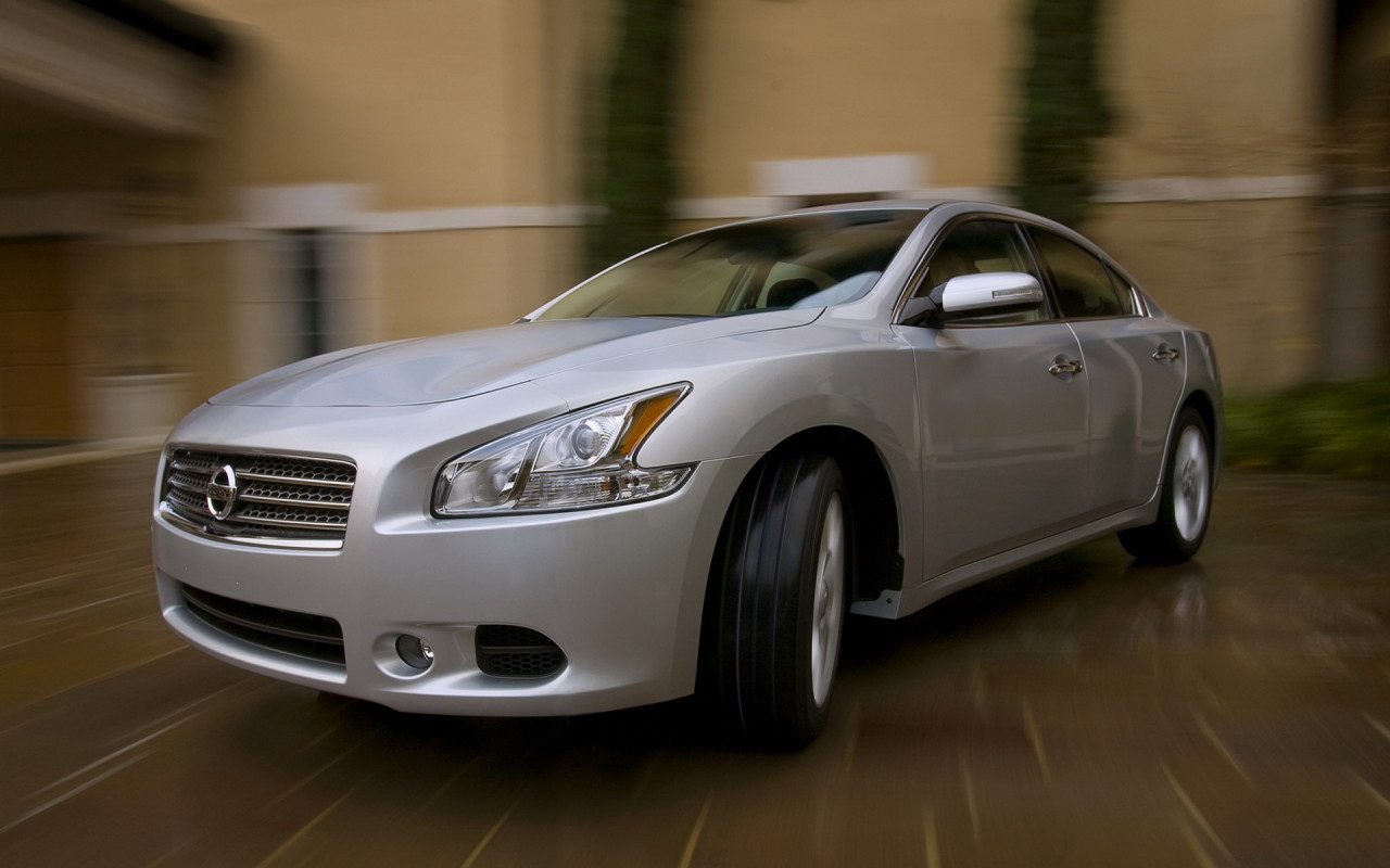 Ниссан Максима седан