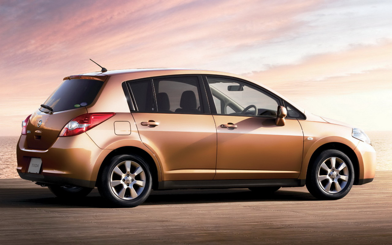 Ниссан Тиида