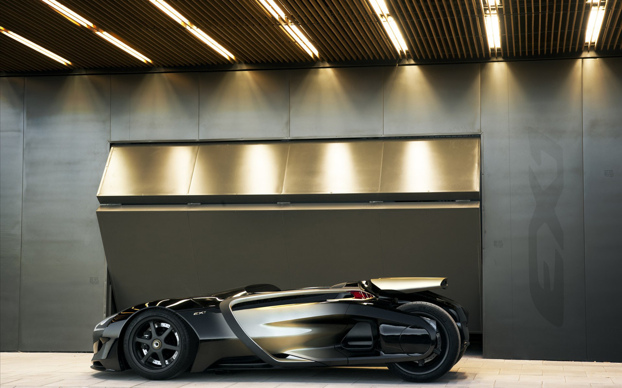 спортивный авто Peugeot EX1