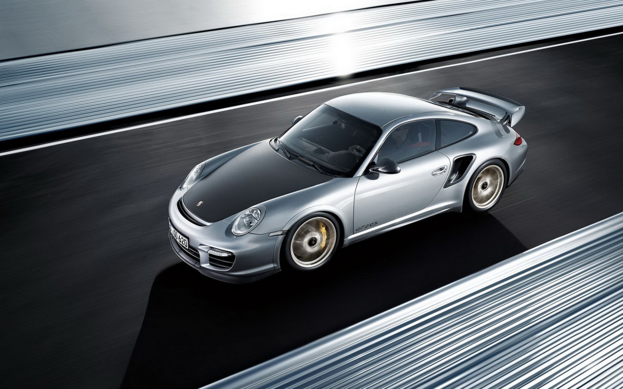 Стремительный Порше 911