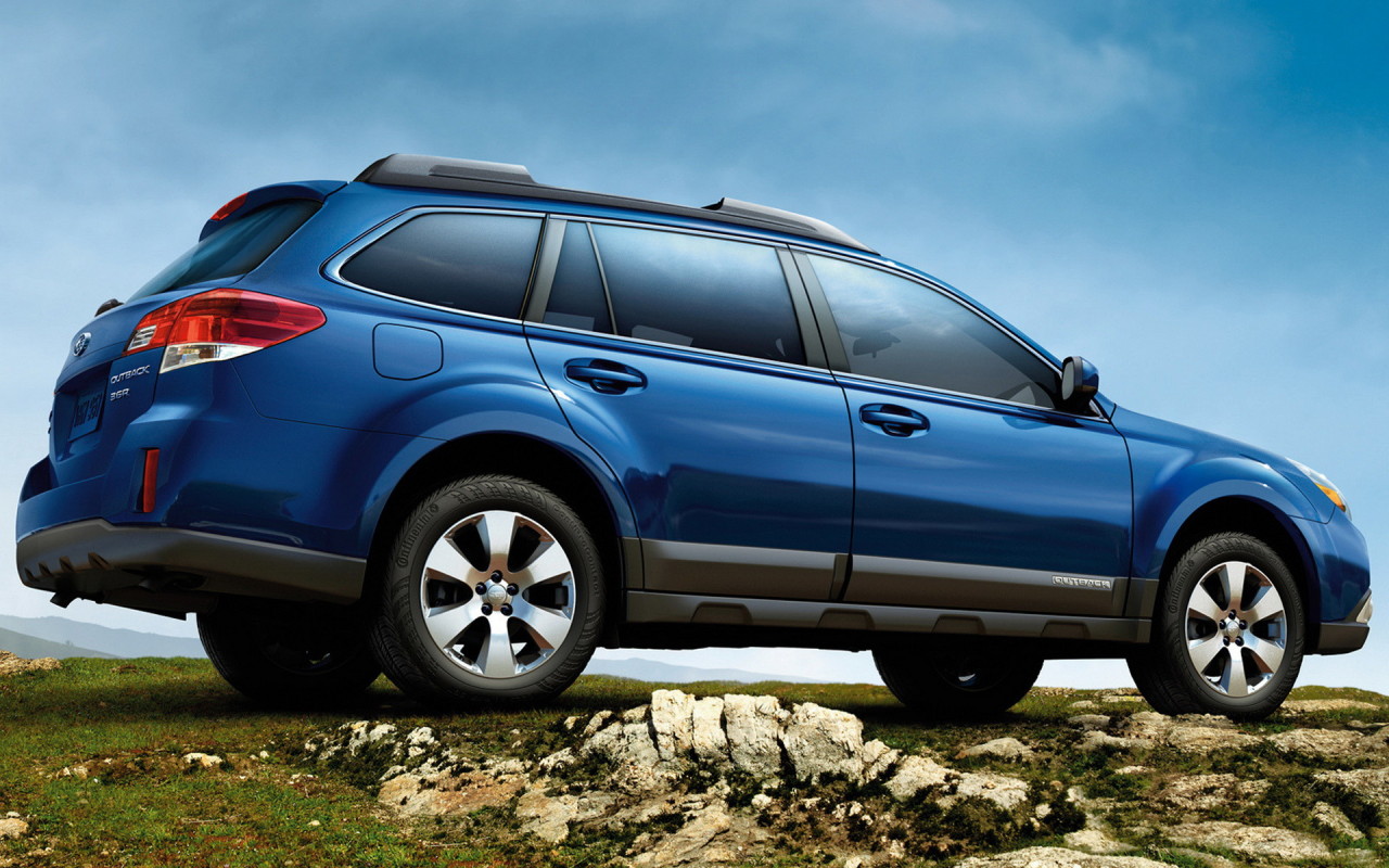 Субару Оутбек на холме