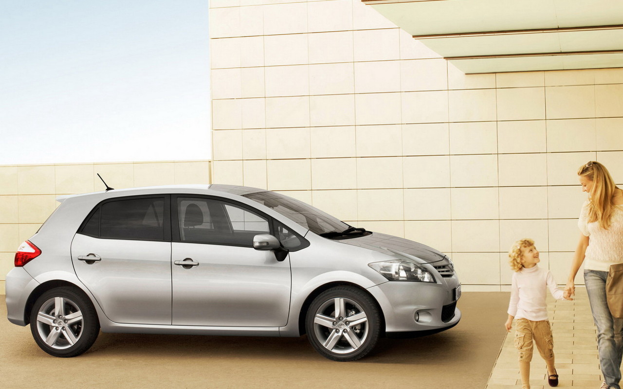 Тойота Аурис - друг семьи