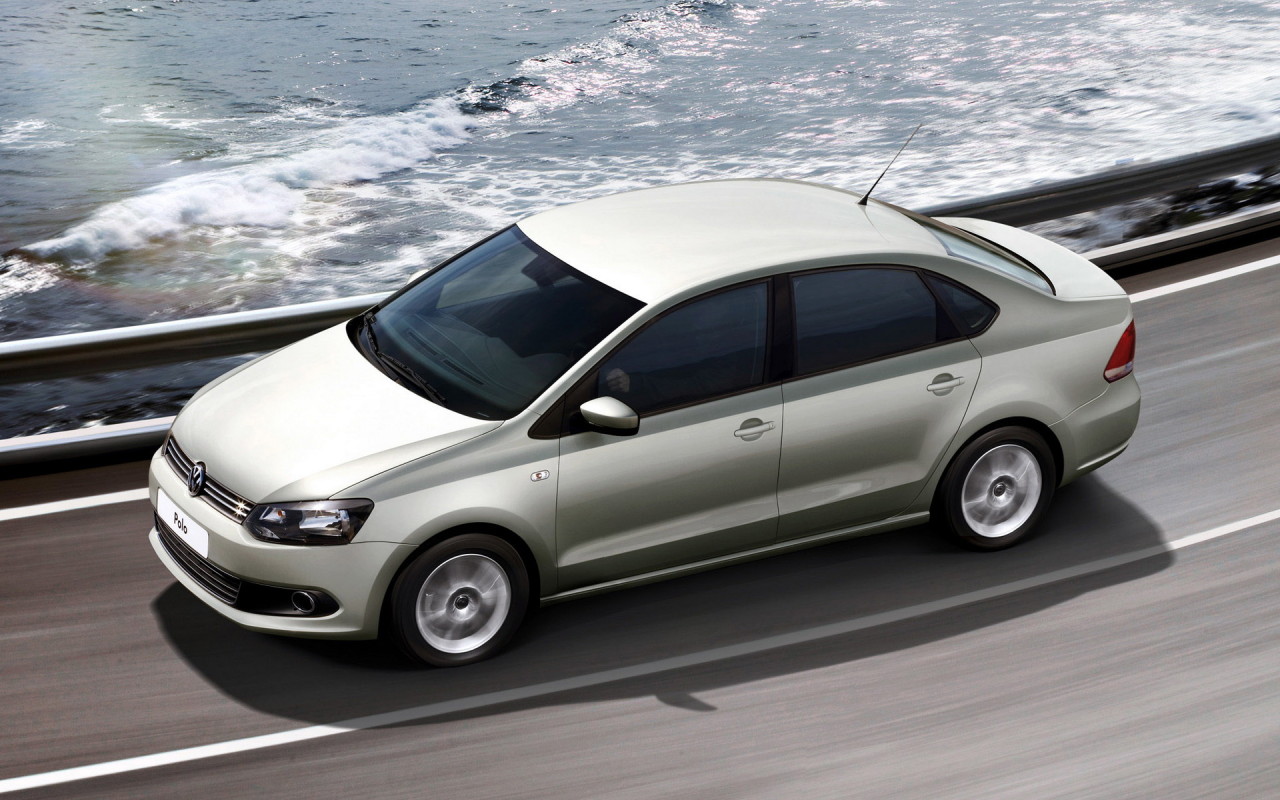 Фольксваген Поло в движении