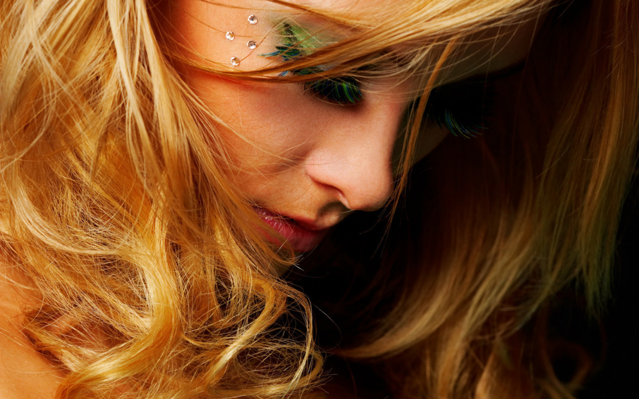 Рыжеволосая краса