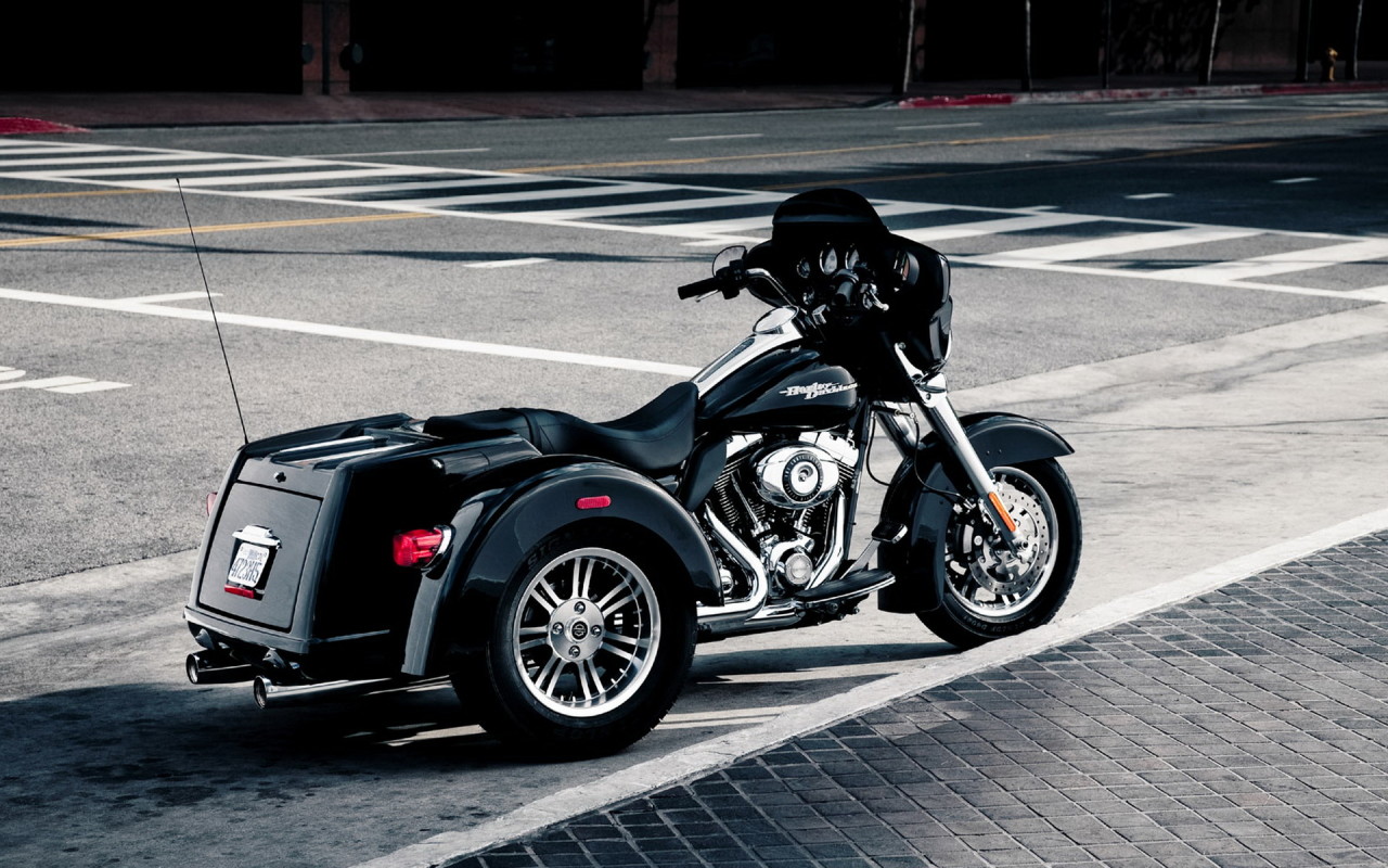 Harley Davidson TRIKE FLHXXX