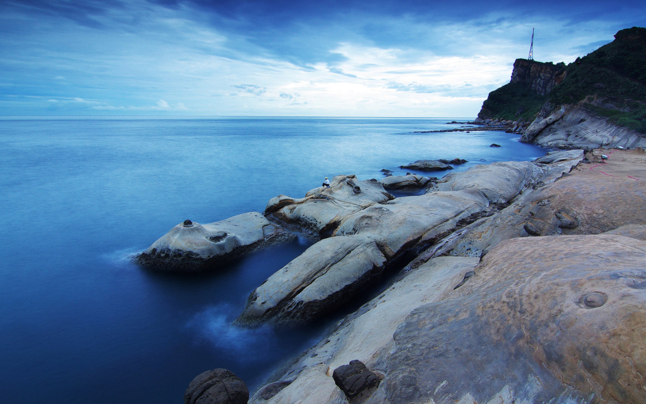 Каменный берег