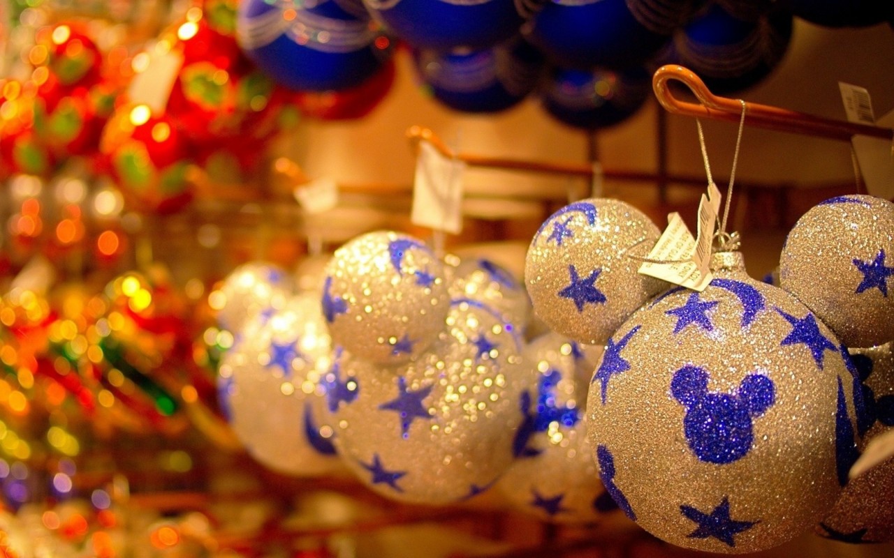 Шарики на елку