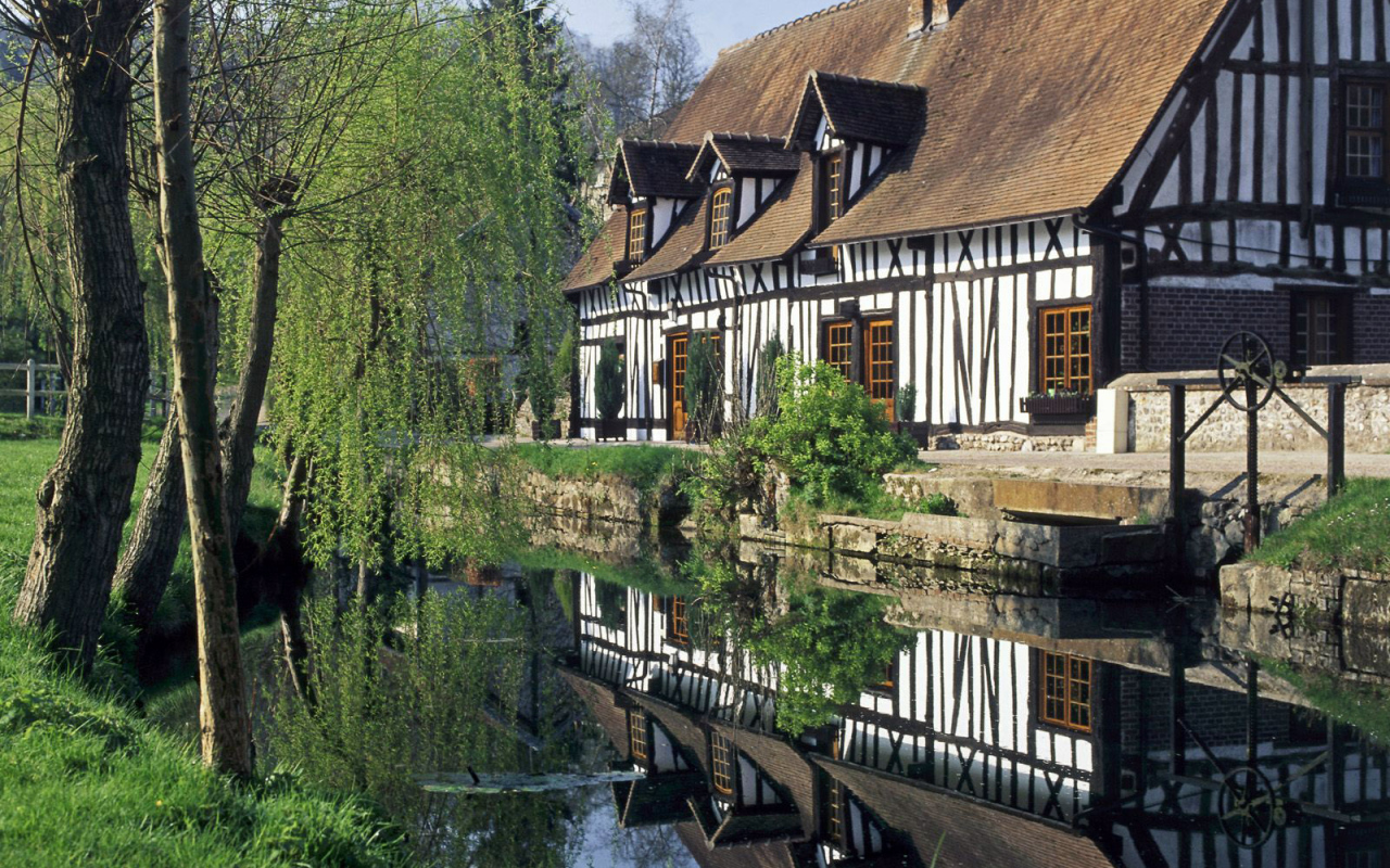 Дома в Нормандии Франция