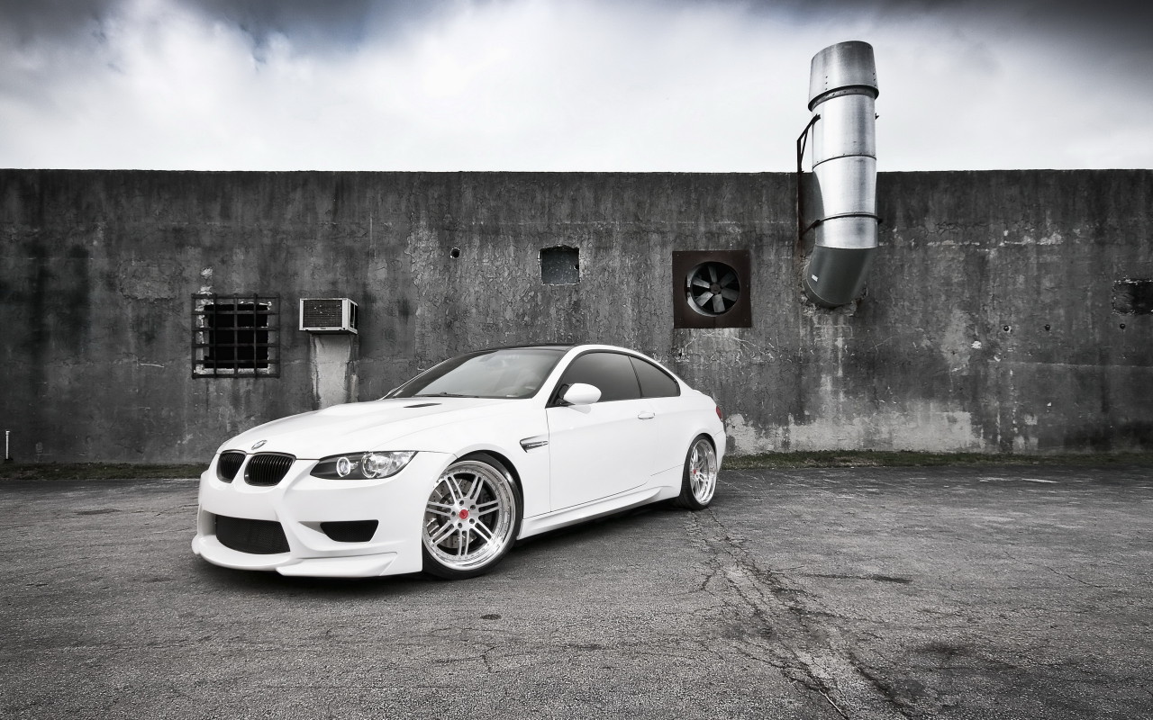 white BMW M3